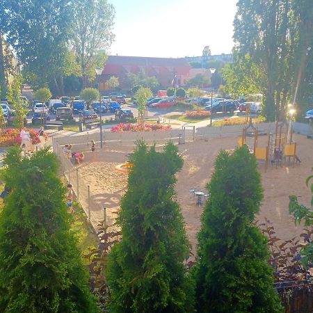 Sunny Sleeps 4 By The Beach With Garden Patio - Gdansk Przymorze Appartement Buitenkant foto